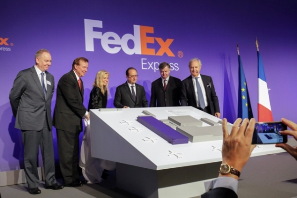 Paryż: strategiczny hub FedEx