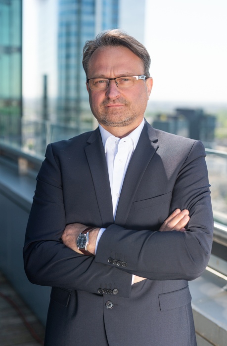 Grzegorz Chmielak Head of Valuation and Capital Markets AXI IMMO