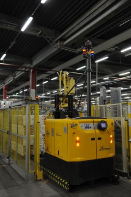 Obecnie w zakładzie DELITISSUE pracują cztery linie produkcyjne wyrobów rolkowych (papier toaletowy i ręczniki) oraz trzy linie wyrobów składanych (chusteczki higieniczne i kosmetyczne). Obecnie w zakładzie DELITISSUE pracują cztery linie produkcyjne wyrobów rolkowych (papier toaletowy i ręczniki) oraz trzy linie wyrobów składanych (chusteczki higieniczne i kosmetyczne).