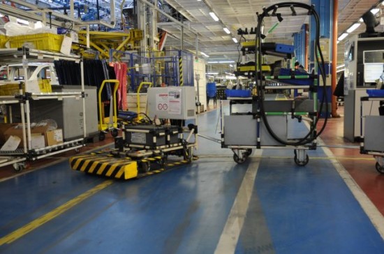 Continuous flow, czyli tak zwany przepływ ciągły, charakteryzuje nie tylko podejście do tematu produkcji w lean manufacturing, ale również stosunek do zapasów i ich logistyki. Continuous flow, czyli tak zwany przepływ ciągły, charakteryzuje nie tylko podejście do tematu produkcji w lean manufacturing, ale również stosunek do zapasów i ich logistyki.