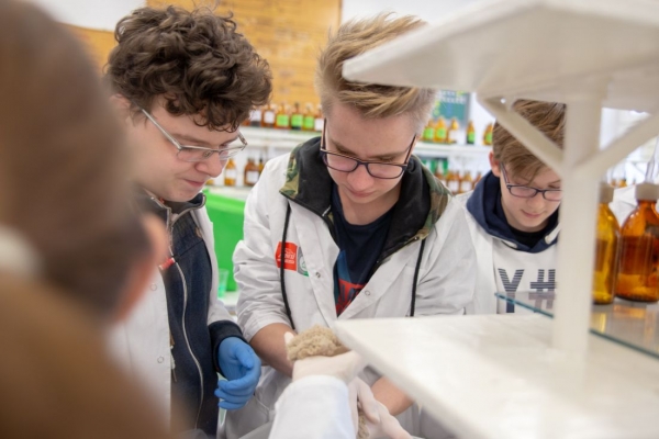Niekonwencjonalne lekcje chemii