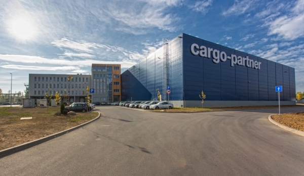 cargo-partner poszerza zakres usług magazynowania