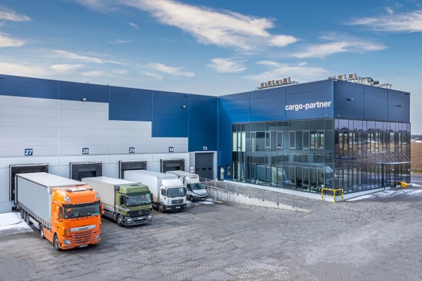 cargo-partner modernizuje magazyny