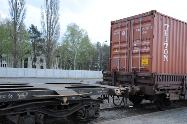 Chiny-Polska: 8 regularnych relacji transportowych