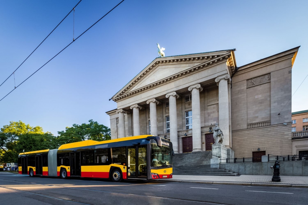 Duże zamówienie Arrivy. Urbino CNG dla Warszawy