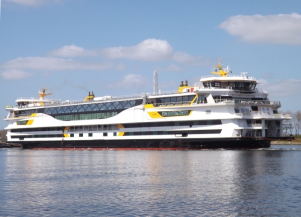 Prom na gaz ziemny i baterie na trasie Den Helder - Texel