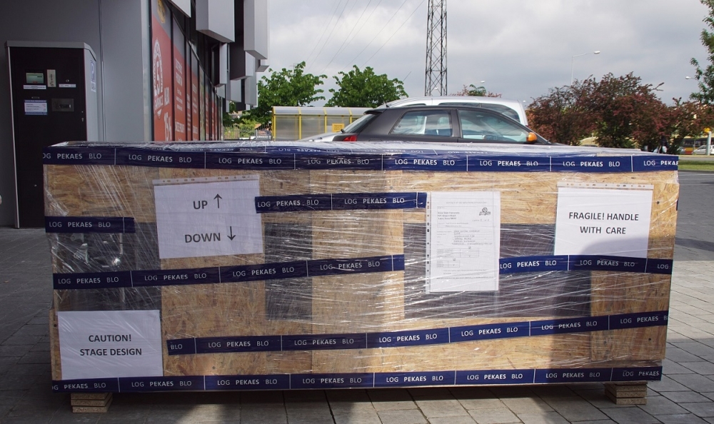 PEKAES zapewnił transport scenografii na konkurs do Stanów Zjednoczonych drużynie ze Stowarzyszenia „Iskierki Wyobraźni”.